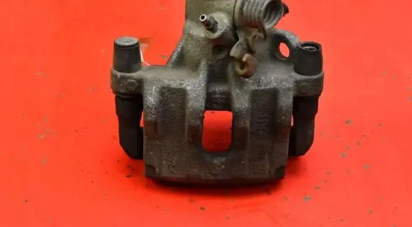 Mazda 3 I Rear brake caliper
