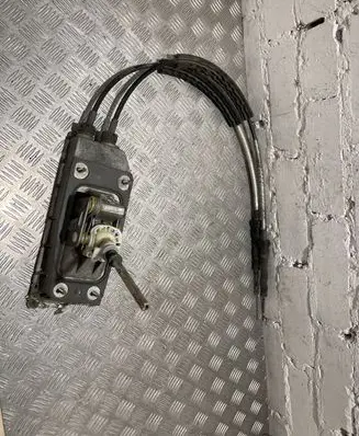 Volkswagen Polo V 6R Gear shifter/selector 6Q0711049