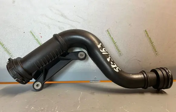 Intercooler hose/pipe