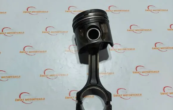 Ford Transit Piston with connecting rod H268X