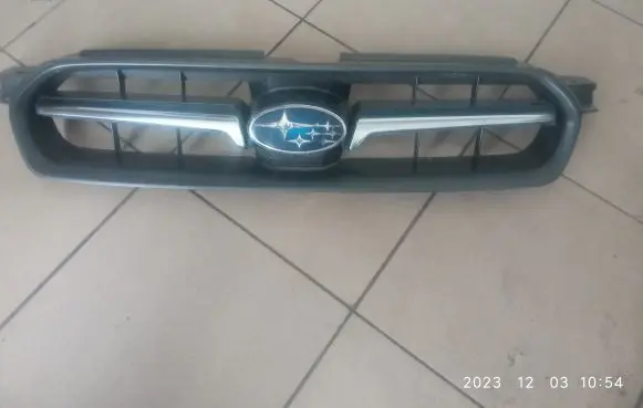 Subaru Legacy Front grill