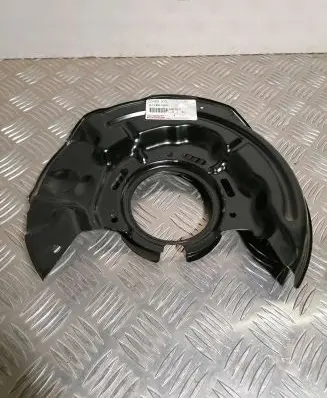 Toyota Tundra II Rear brake disc plate dust cover 4778205020