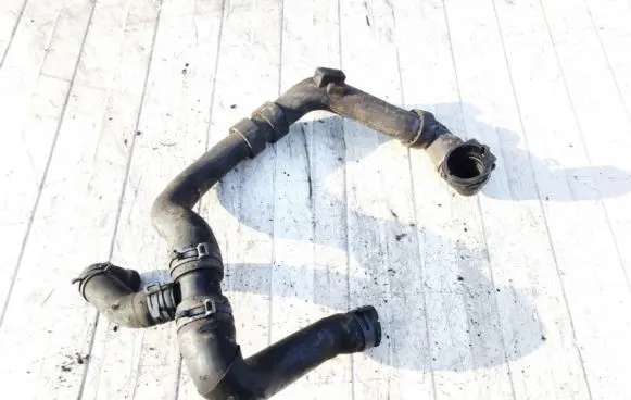 Audi A3 S3 8P Engine coolant pipe/hose 906929
