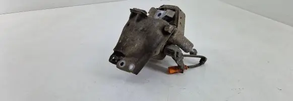 Audi A8 S8 D4 4H Engine mount bracket 4H0399059B