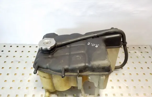 Jeep Grand Cherokee (WK) Coolant expansion tank/reservoir 55116873AD