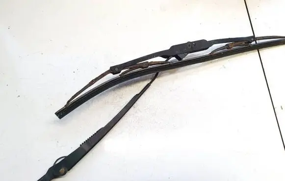 Seat Leon (1M) Rear wiper blade arm 1m6955707b
