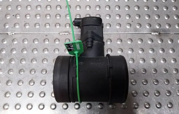Porsche Cayenne (9PA) Mass air flow meter S26380711 0281002435