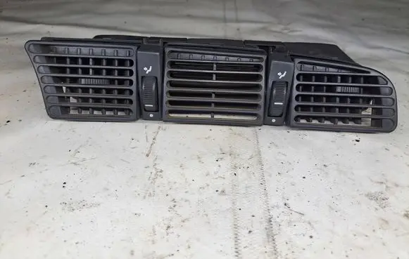 Fiat Ducato Dash center air vent grill 222727 48651602