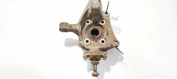 Volvo V70 Front wheel hub 9461943