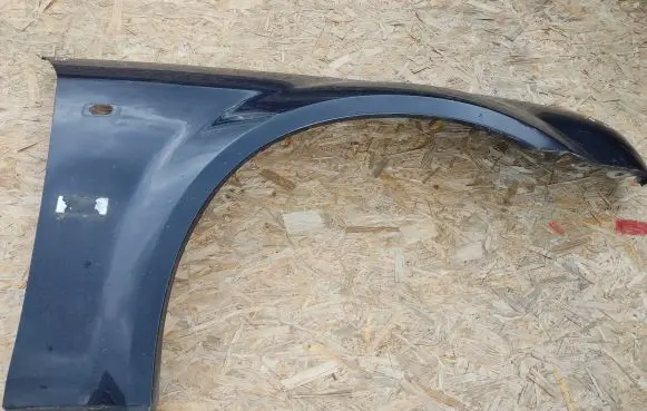 Chrysler 300 - 300C Fender C284C157B