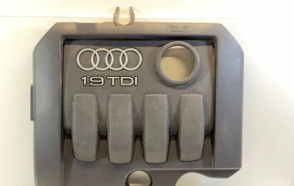Audi A3 S3 A3 Sportback 8P Engine cover (trim) 03G103925J 03G103925BJ
