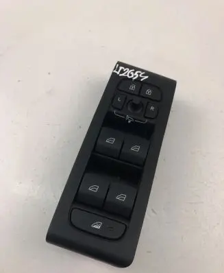 Volvo XC40 Electric window control switch 32279442