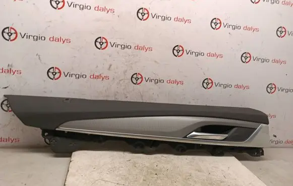BMW 5 G30 G31 Front door card panel trim 2845874