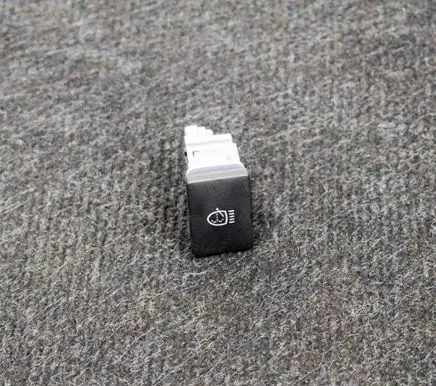 Toyota Prius+ (ZVW40) Other switches/knobs/shifts 15A998