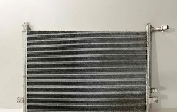 Coolant radiator