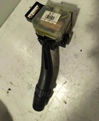Hyundai Sonata Indicator stalk 3613M0