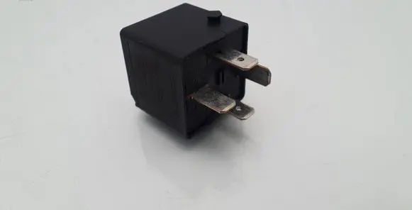 Volkswagen Touran II Other relay 4H0951253A 23136J0006X080