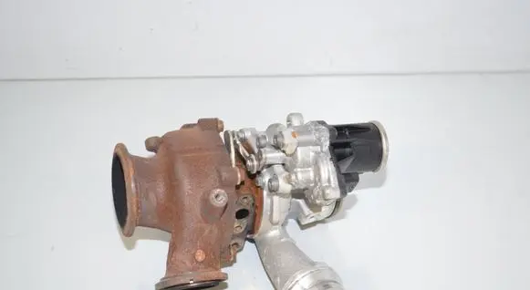 BMW 1 F40 Turbo 8591734 11658591734