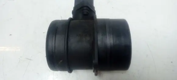 Volkswagen Touran I Mass air flow meter 0281002461 074906461B