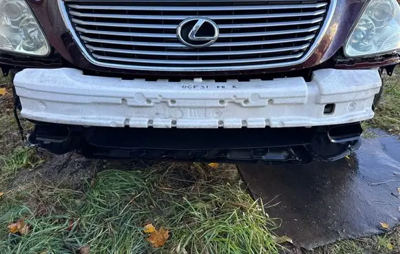 Lexus LS UCF30 Front bumper foam support bar 5261150050