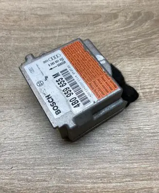 Audi A6 S6 C5 4B Airbag deployment crash/impact sensor 4B0959655M 0285001432