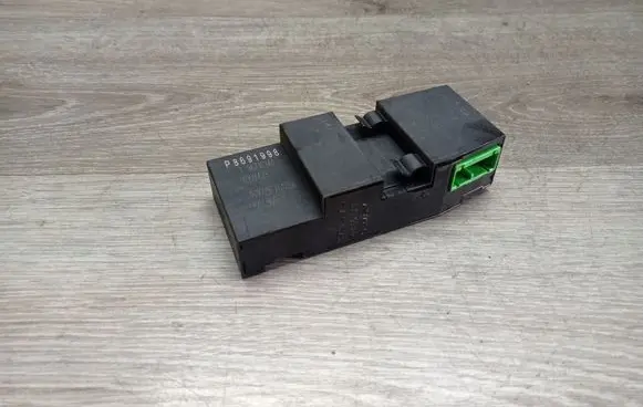 Volvo XC90 ESP (stability system) control unit 8691998