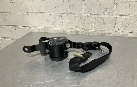 BMW X5 E70 Rear seatbelt 606345500C R090X246CLM