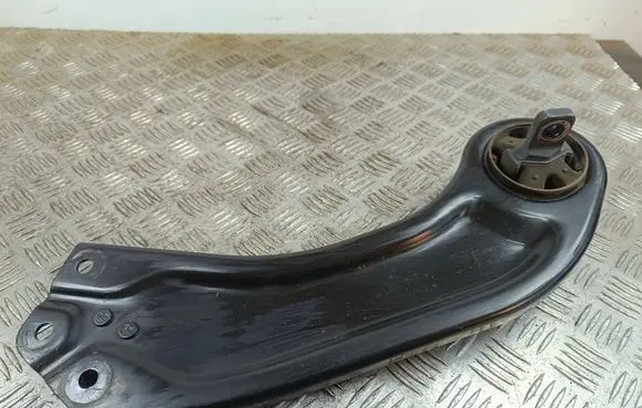 Mitsubishi Outlander IV Other rear suspension part 