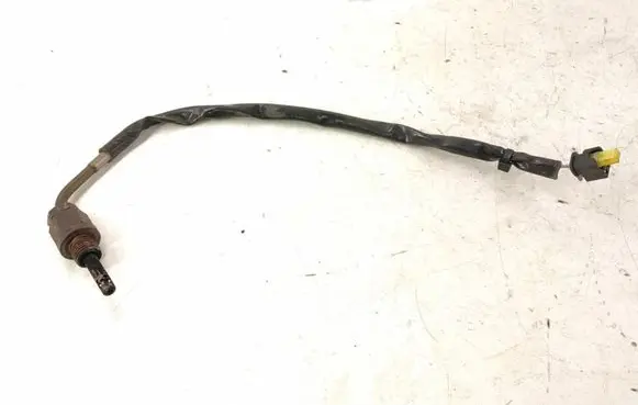 Mercedes-Benz C W204 Lambda probe sensor A0081532228 0081532228