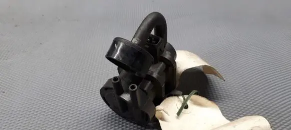Mitsubishi Carisma Turbo solenoid valve 4522371