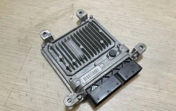 Mercedes-Benz C W204 Engine control unit/module A6519007500 A0064461540