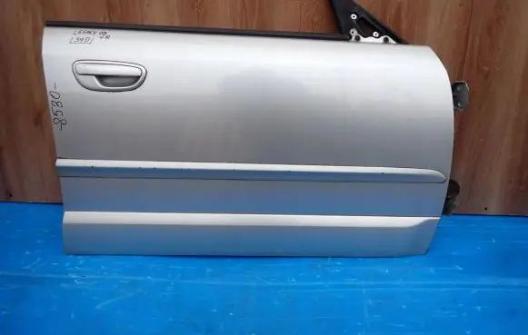 Subaru Outback Front door