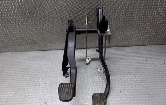 Volvo S80 Pedal assembly 3524406