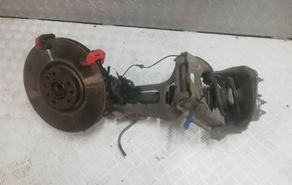 Peugeot 208 Front wheel hub spindle knuckle