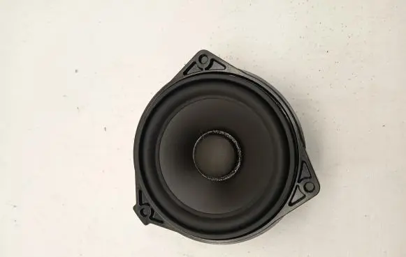 Mercedes-Benz GLE (W166 - C292) Panel speaker A2318201202
