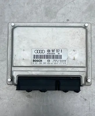 Audi A6 S6 C5 4B Engine control unit/module 4B0907557B 26SA5168 0261204806