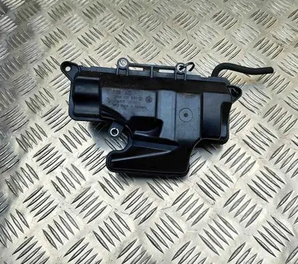 Porsche Cayenne (9Y0 9Y3) Vacuum air tank 06M131541C