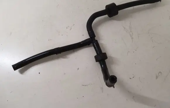 Skoda Superb B6 (3T) Engine coolant pipe/hose