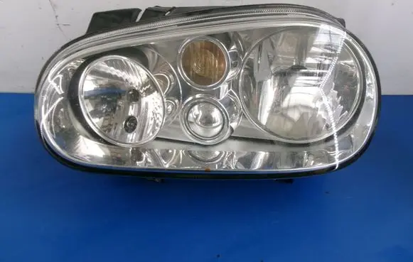 Volkswagen Golf IV Headlight/headlamp 1J1941015B