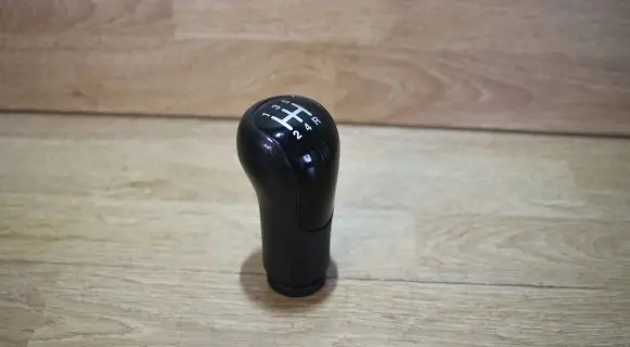 Ford Fiesta Gear shifter/selector 002323501