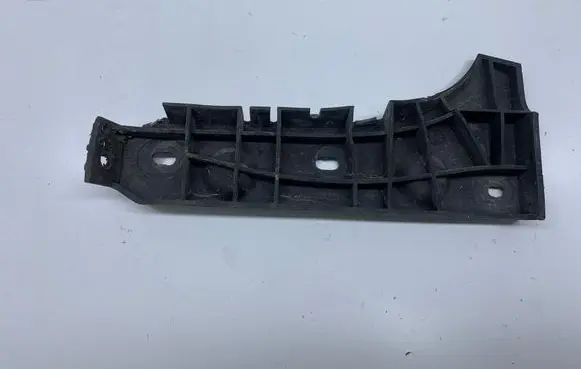 Audi A6 S6 C5 4B Front bumper mounting bracket 4B0807284 4B0807284B