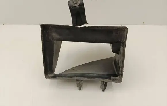 BMW 4 G22 G23 G24 G26 Intercooler air guide/duct channel 8071445 19986210