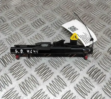 Volvo XC90 Seat belt height adjuster 8632605