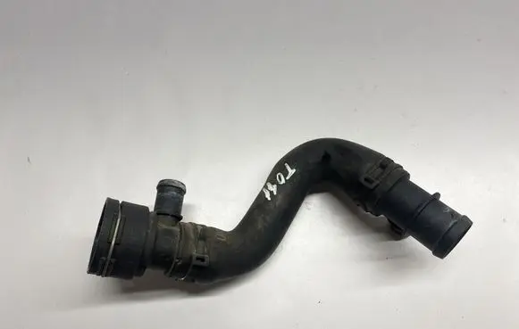 Audi A6 S6 C7 4G Engine coolant pipe/hose 8K0122293H