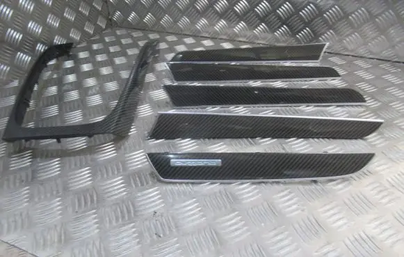 Audi RS4 B7 Dashboard 