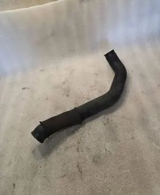 Intercooler hose/pipe