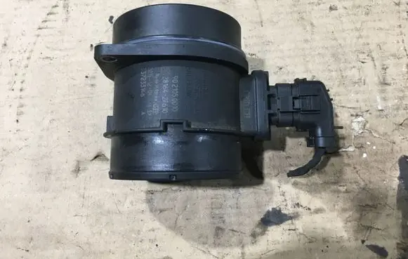 KIA Sorento Mass air flow meter 281642F610