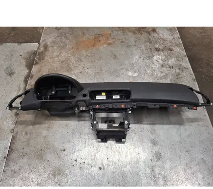 BMW 1 E81 E87 Dashboard 6962241069 6962241