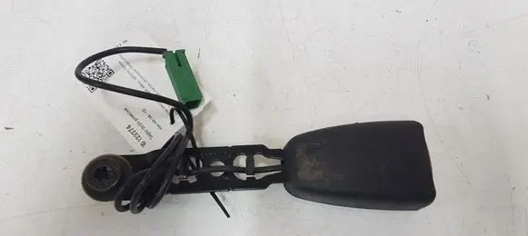 Volvo V50 Front seatbelt buckle