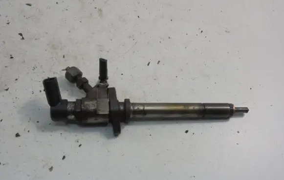 Ford Focus C-MAX Fuel injector 9657144580